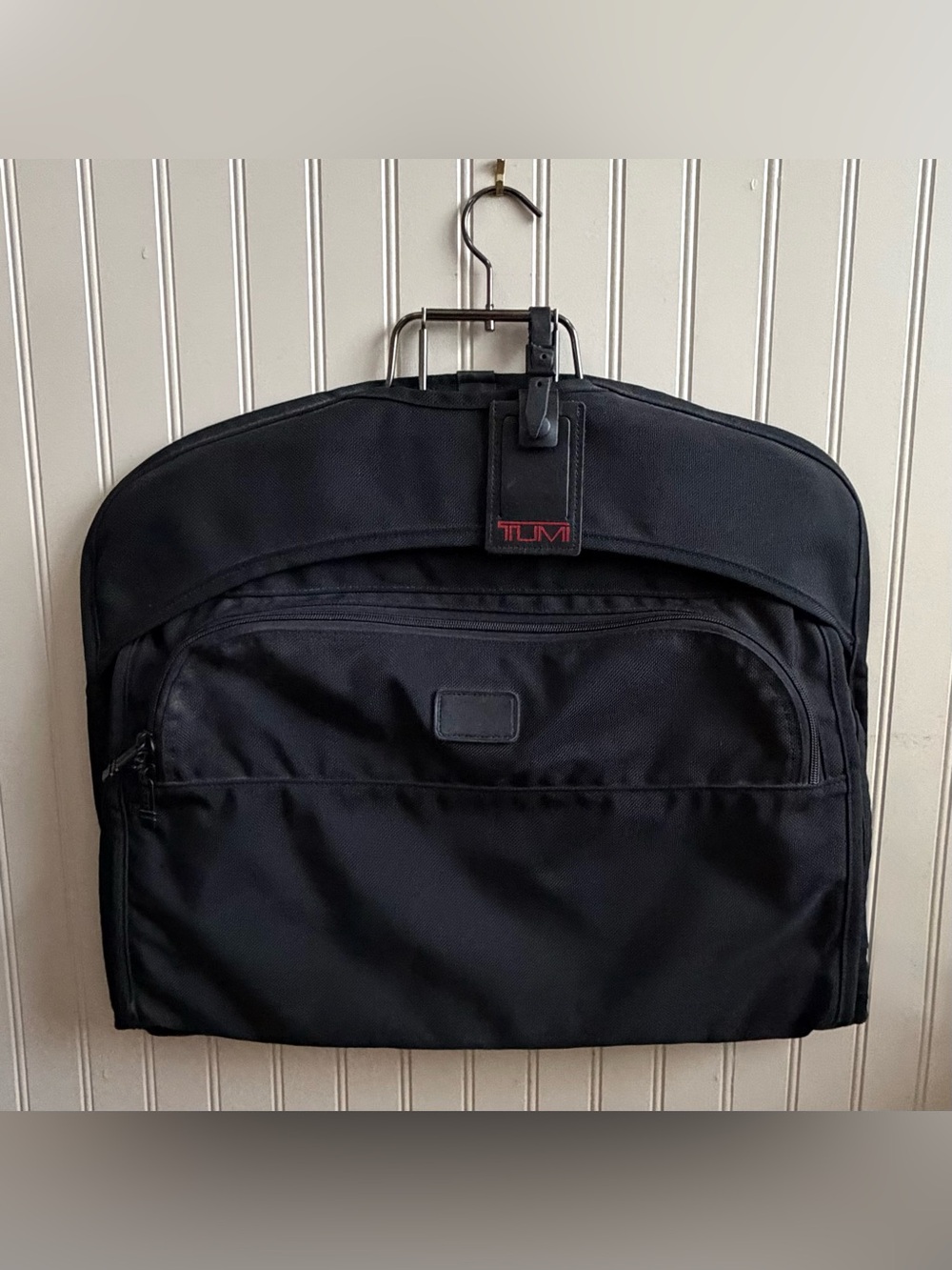 Tumi Alpha Travel Garment Bag Black Nylon Classic Business Trip Destination Prep